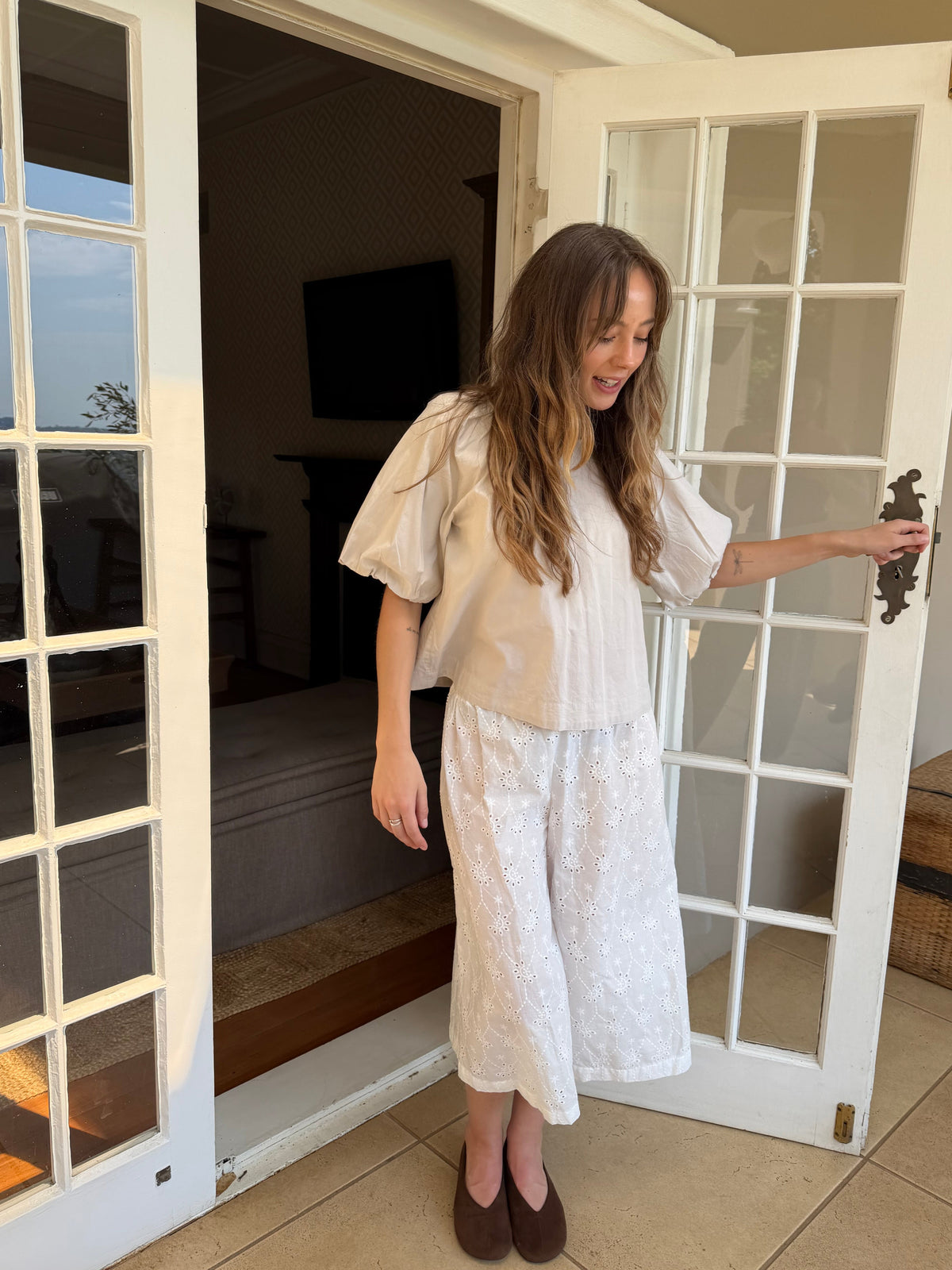 Embroidered Willow Capris