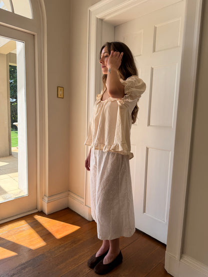 Embroidered Willow Capris